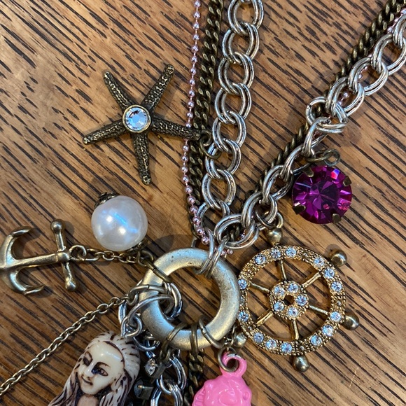 Betsey Johnson mermaid locket - Picture 8 of 8